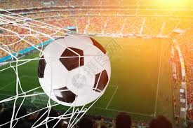 恐怖4人组冲水晶宫后防!数据示曼城赢紧咬枪手