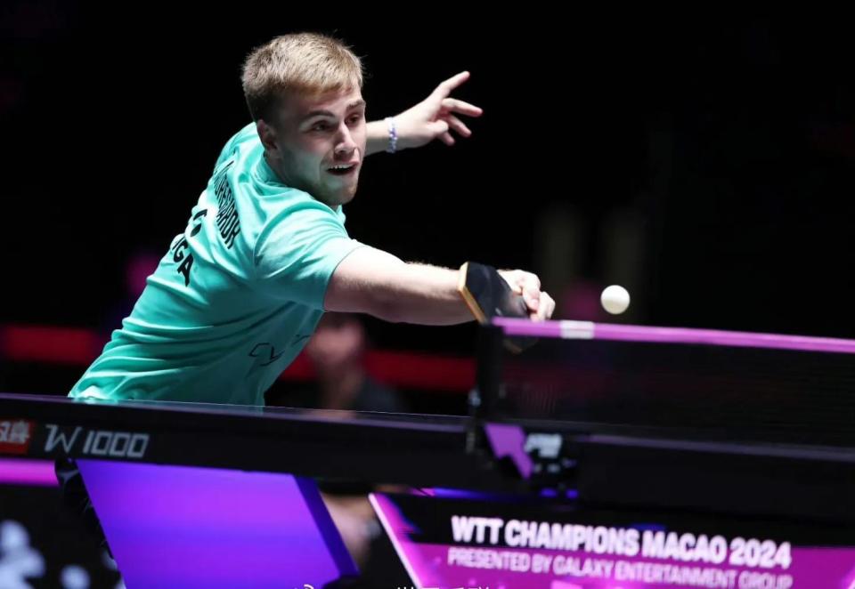 出现在人们 出现在人们