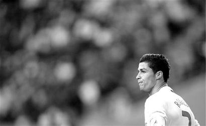 他已经表现 他已经表现